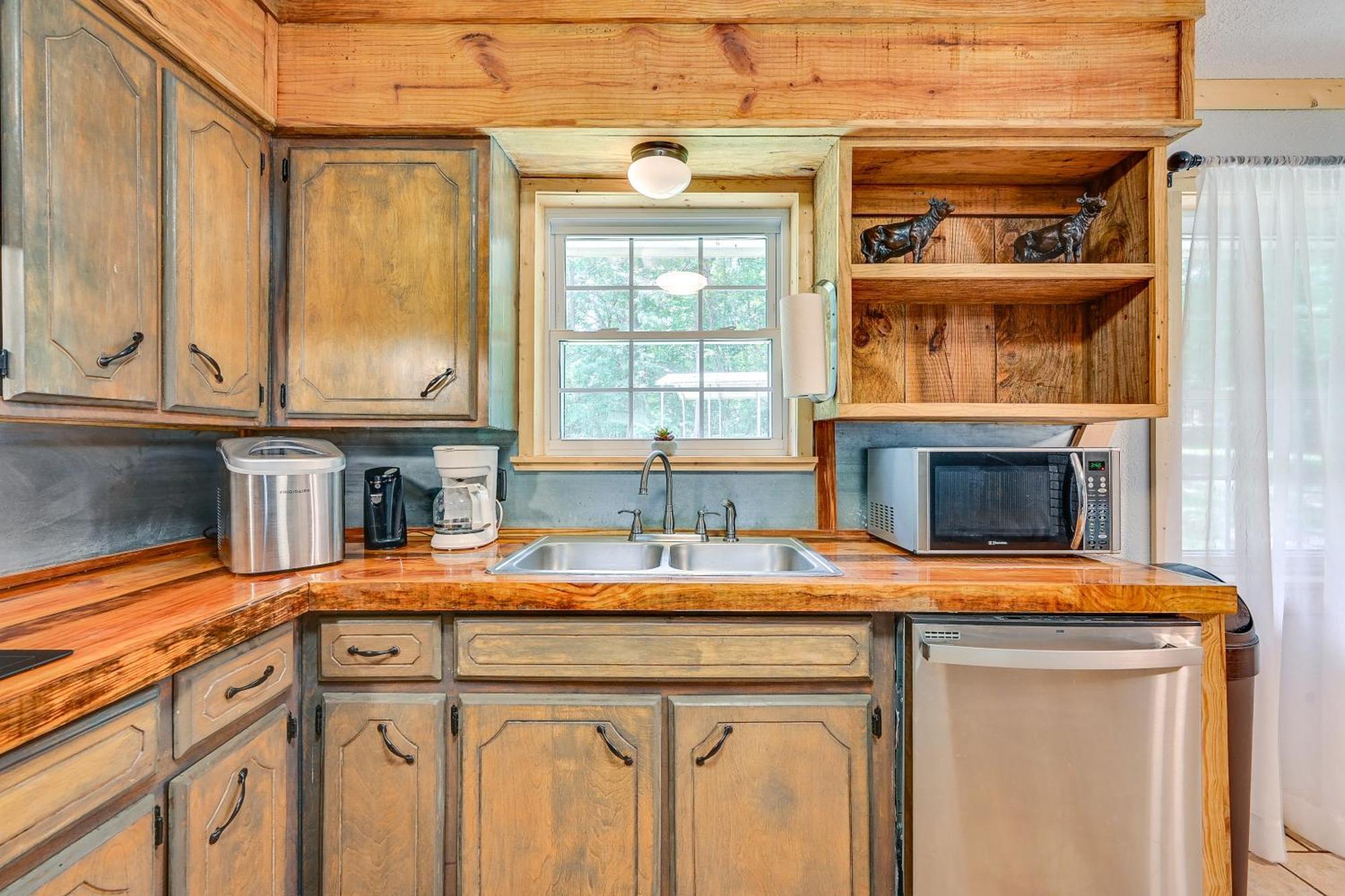 Quiet Abode With Gas Grill About 5 Miles To Broken Bow!ヴィラ エクステリア 写真